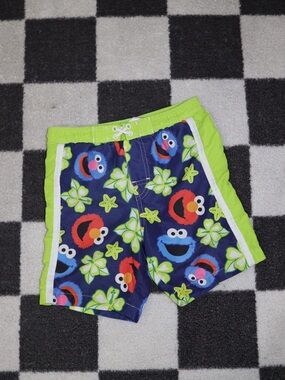 2007 Sesame Street Boys Navy Blue & Lime Green Character Swim Trunks